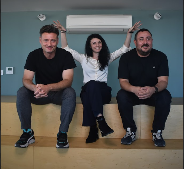 Nesin Veli with members of the Identrics leadership team.