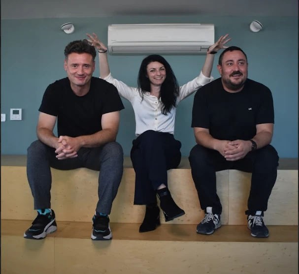 Nesin Veli with members of the Identrics leadership team.